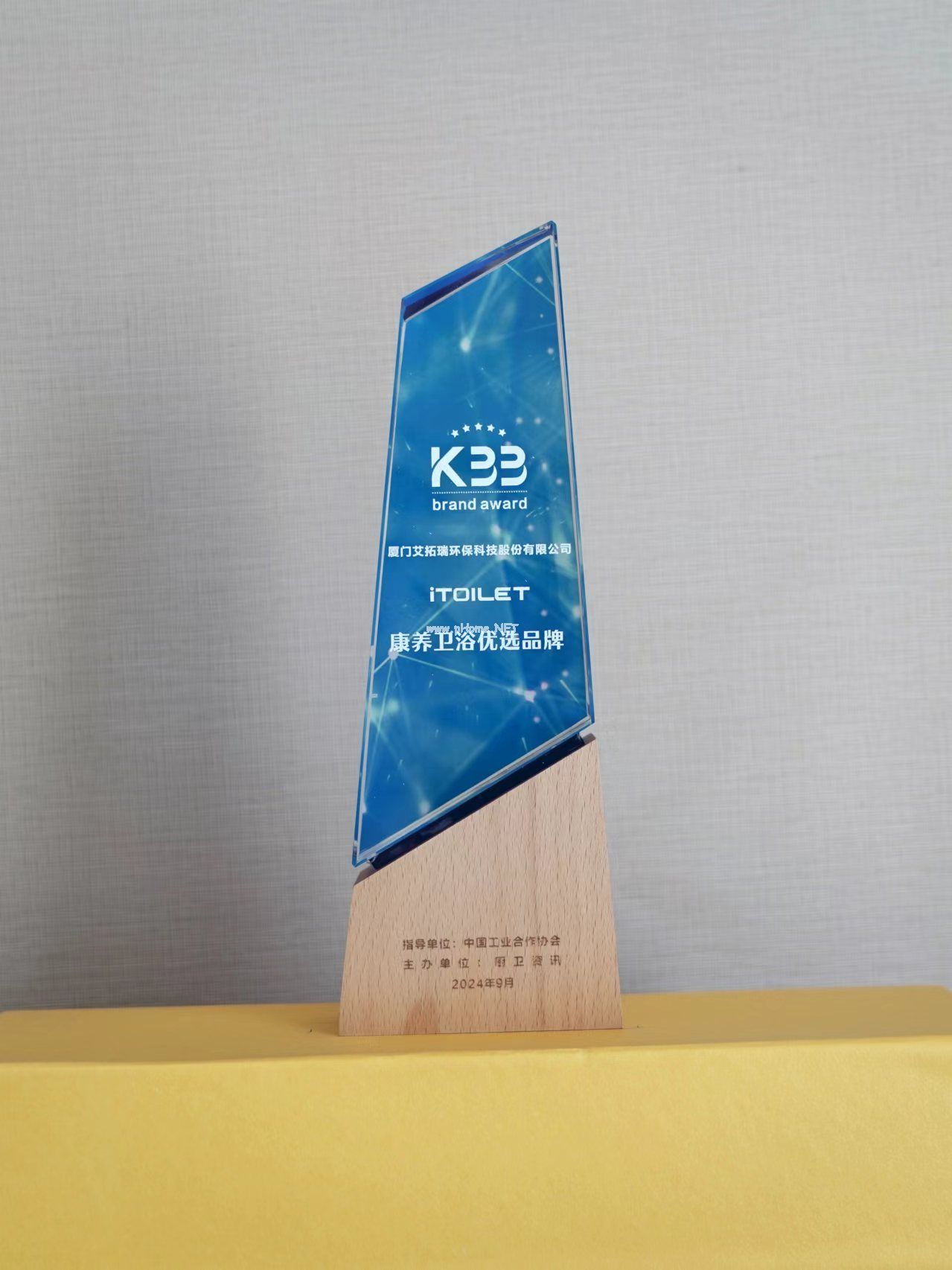 1727664928330371.jpg 0af48b4f44d56a73b6da6a93e8b2288.jpg